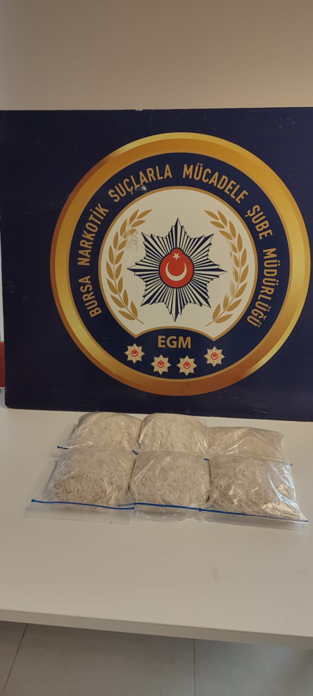 Bursa'da 5 kilo 800 gram metanfetamin ele geçirildi