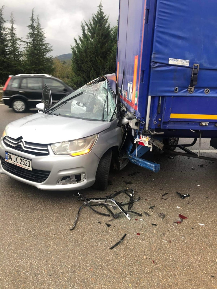 Bursa’da zincirleme trafik kazasında 2 kişi öldü