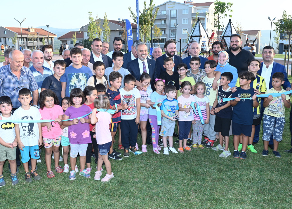 Göçmen Konutları Parkı vatandaşların hizmetine açıldı