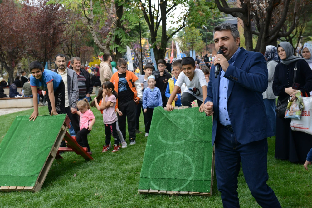 Yıldırım Belediyesi'nden sokak oyunları şenliği