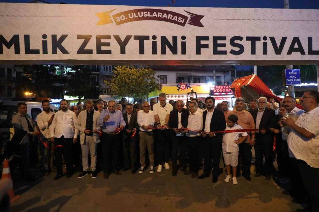 Bursa’da, 30. Uluslararası Gemlik Zeytini Festivali gerçekleştiriliyor