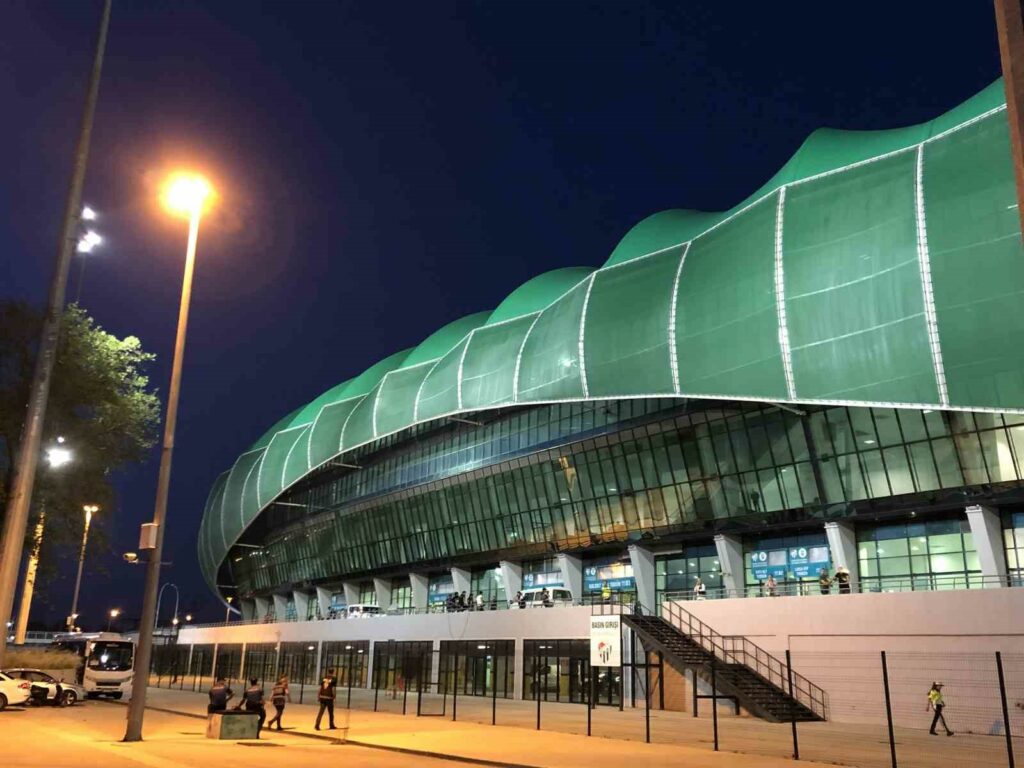 Bursaspor stadyumunun ismi “Yüzüncü Yıl Atatürk Sütaş Stadyumu” oldu