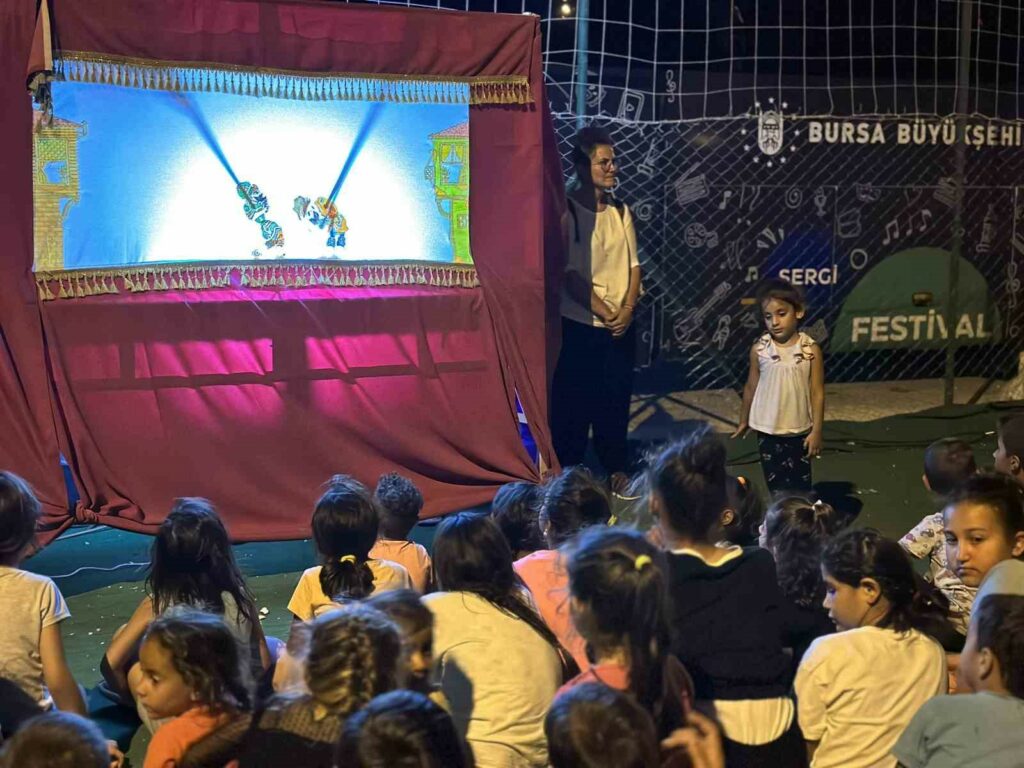 Bursa Büyükşehir Belediyesi, Hatay’da “Sokak Oyunları Şenliği” düzenledi