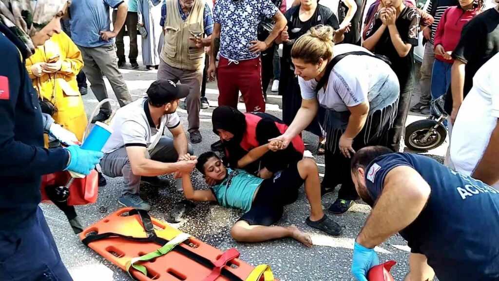 Bursa’da otomobilin çarptığı çocuk yaralandı