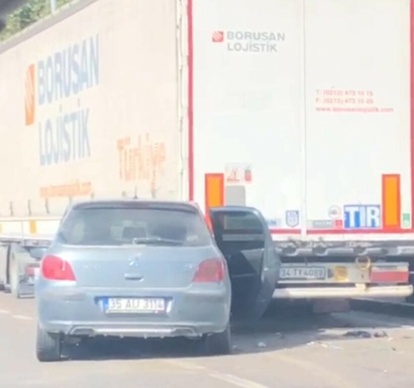 Bursa’da tıra çarpan sürücü ağır yaralandı