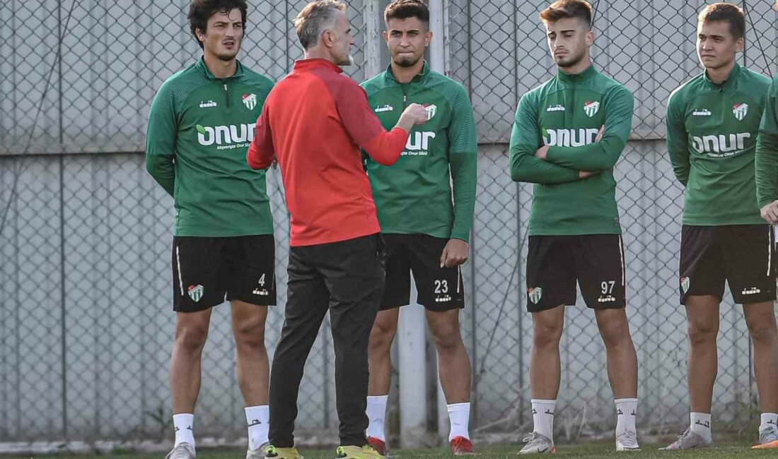 BURSASPOR'DA YENİ TEKNİK DİREKTÖR