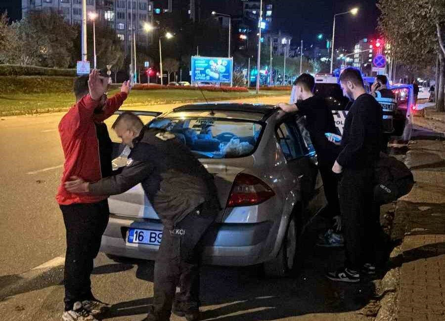 BURSA'DA ALKOLLÜ GECE EĞLENCE