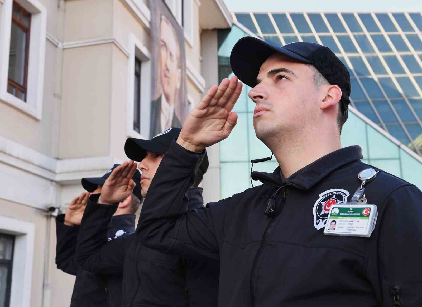 Osmangazi Belediyesi personeli Ata’yı andı