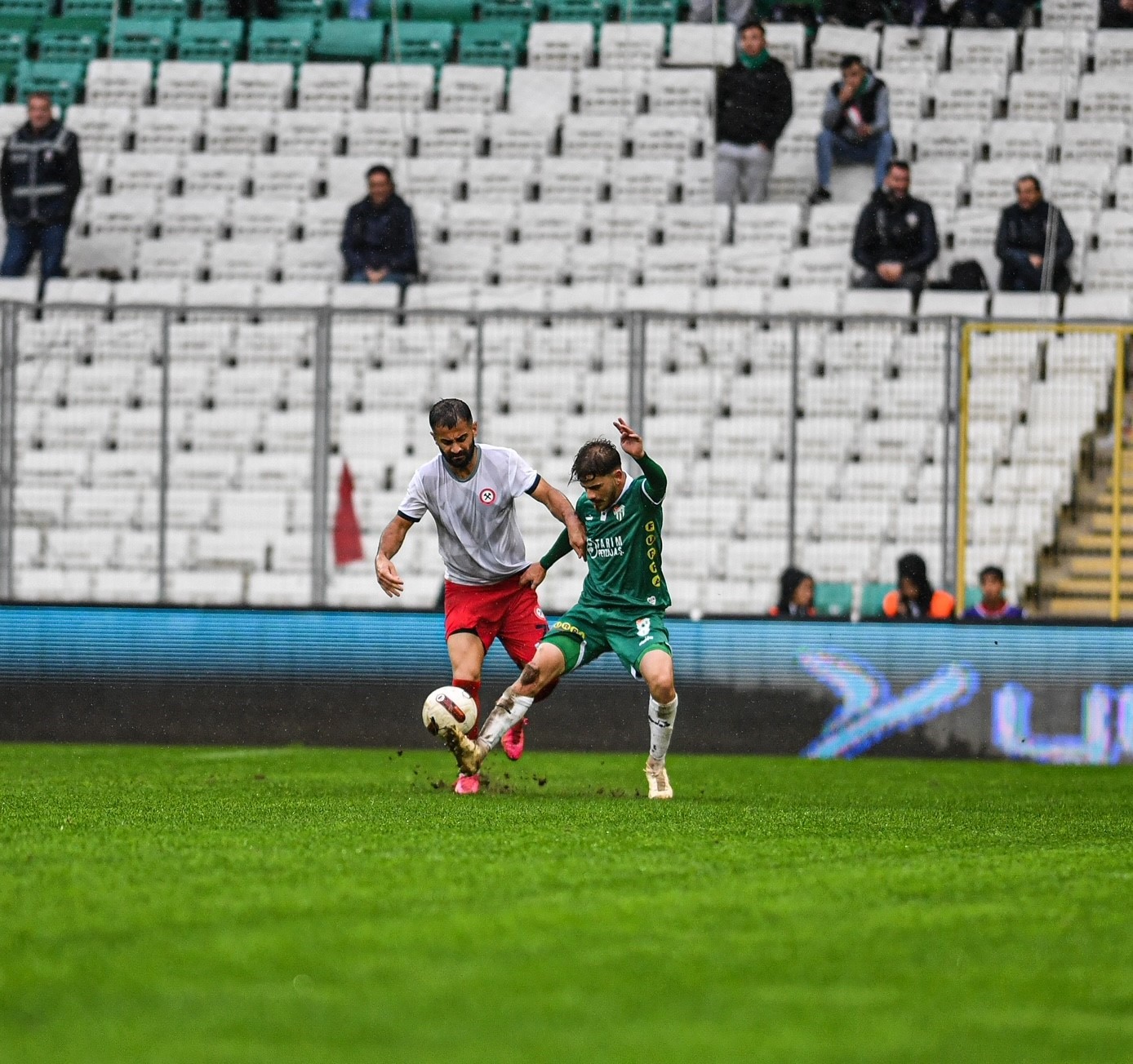 TFF 2. Lig: Bursaspor: 3 – Zonguldak Kömürspor: 3