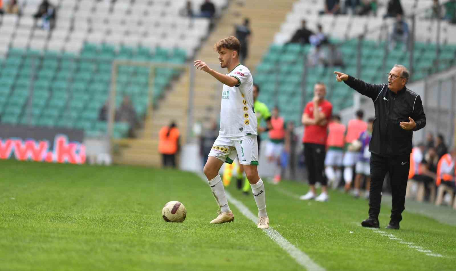 Bursaspor’da Bilal Güney ve Mustafa Genç de kadro dışı kaldı