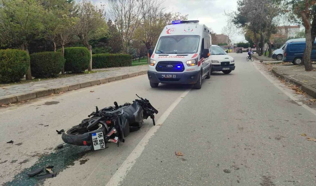 ORHANGAZİ’DE AÇIKHAVA TİYATROSU YANINDA