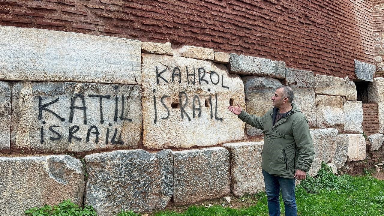 Bursa’da trajikomik protesto