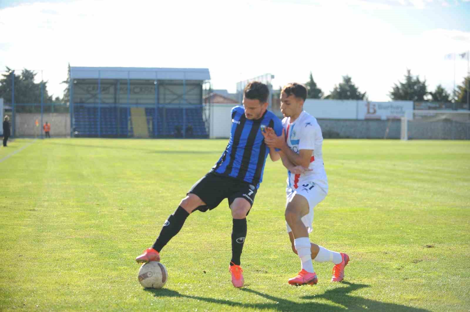 TFF 2. Lig: Karacabey Belediyespor: 1 – Beyoğlu Yeni Çarşı: 1