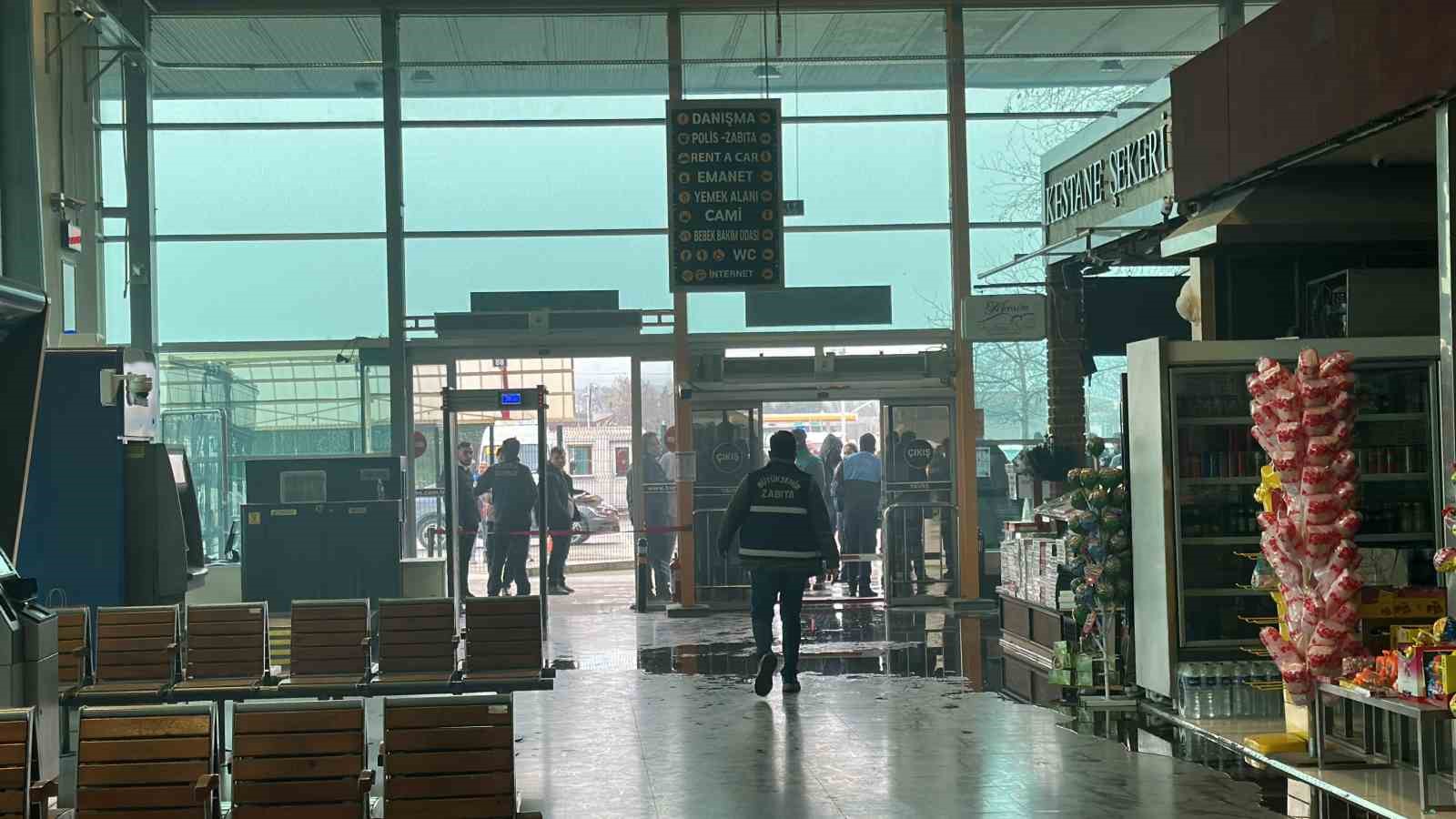 Bursa Şehirlerarası Otobüs Terminali’nde korkutan yangın