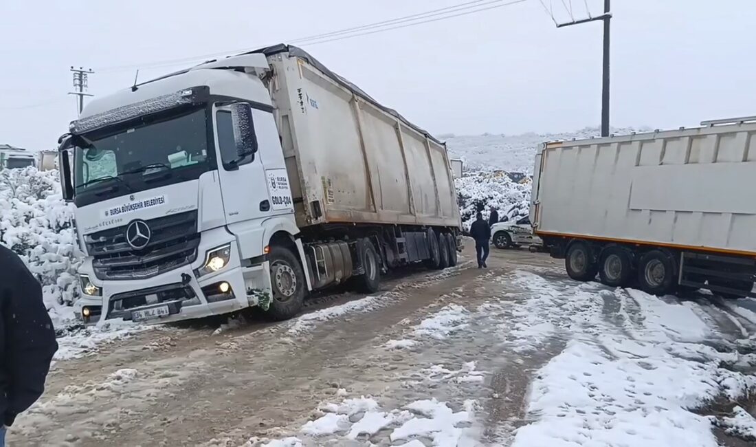 BURSA'DA YAĞAN KAR