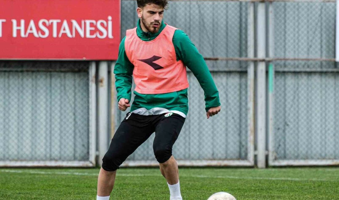 BURSASPOR'DA KARACABEY BELEDİYESPOR MAÇI