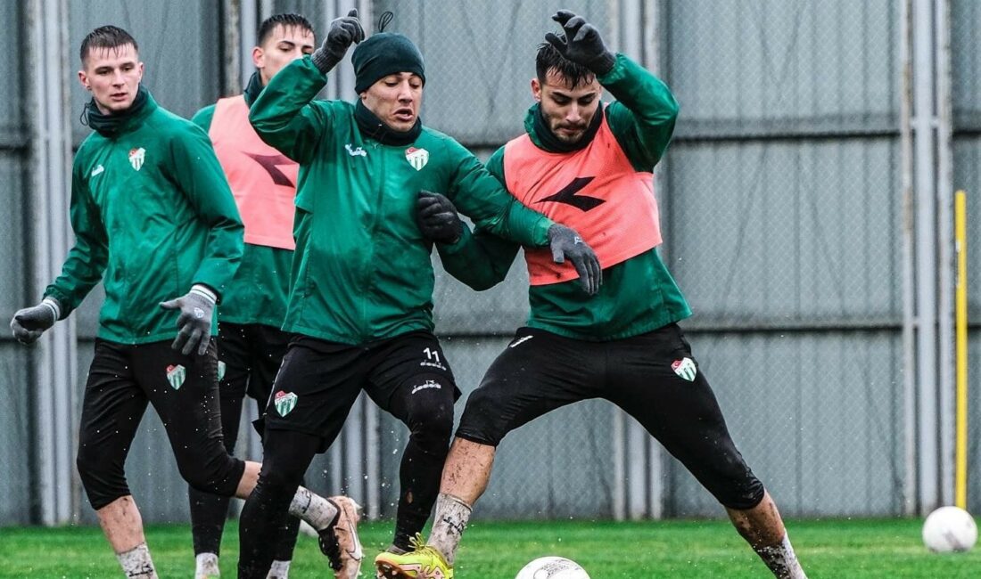 BURSASPOR ARA VERMEDEN HAZIRLIKLARINA