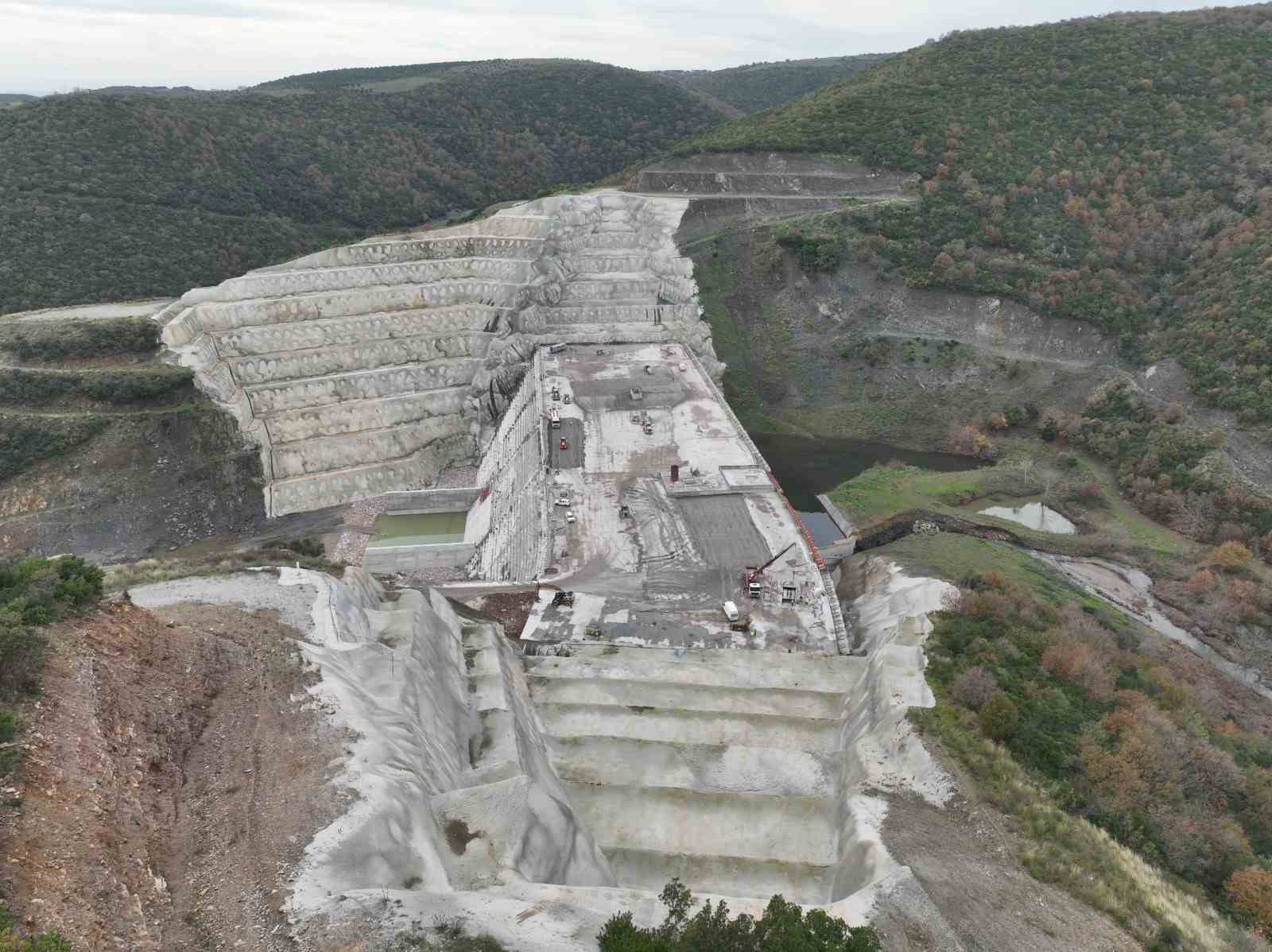 Karacabey Gölecik Barajı’nda sona doğru