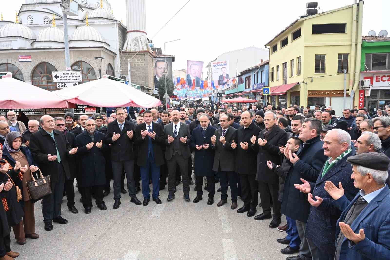 Başkan Aktaş: “İş bilenin, kılıç kuşananın”