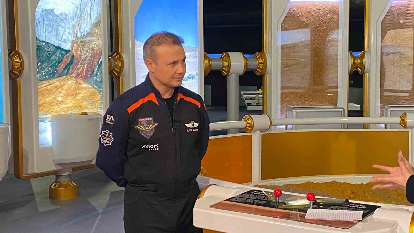 İlk Türk astronot Gezeravcı: “44 yaşındayım, görev başlayana kadar hayalini bile kuramazdım”