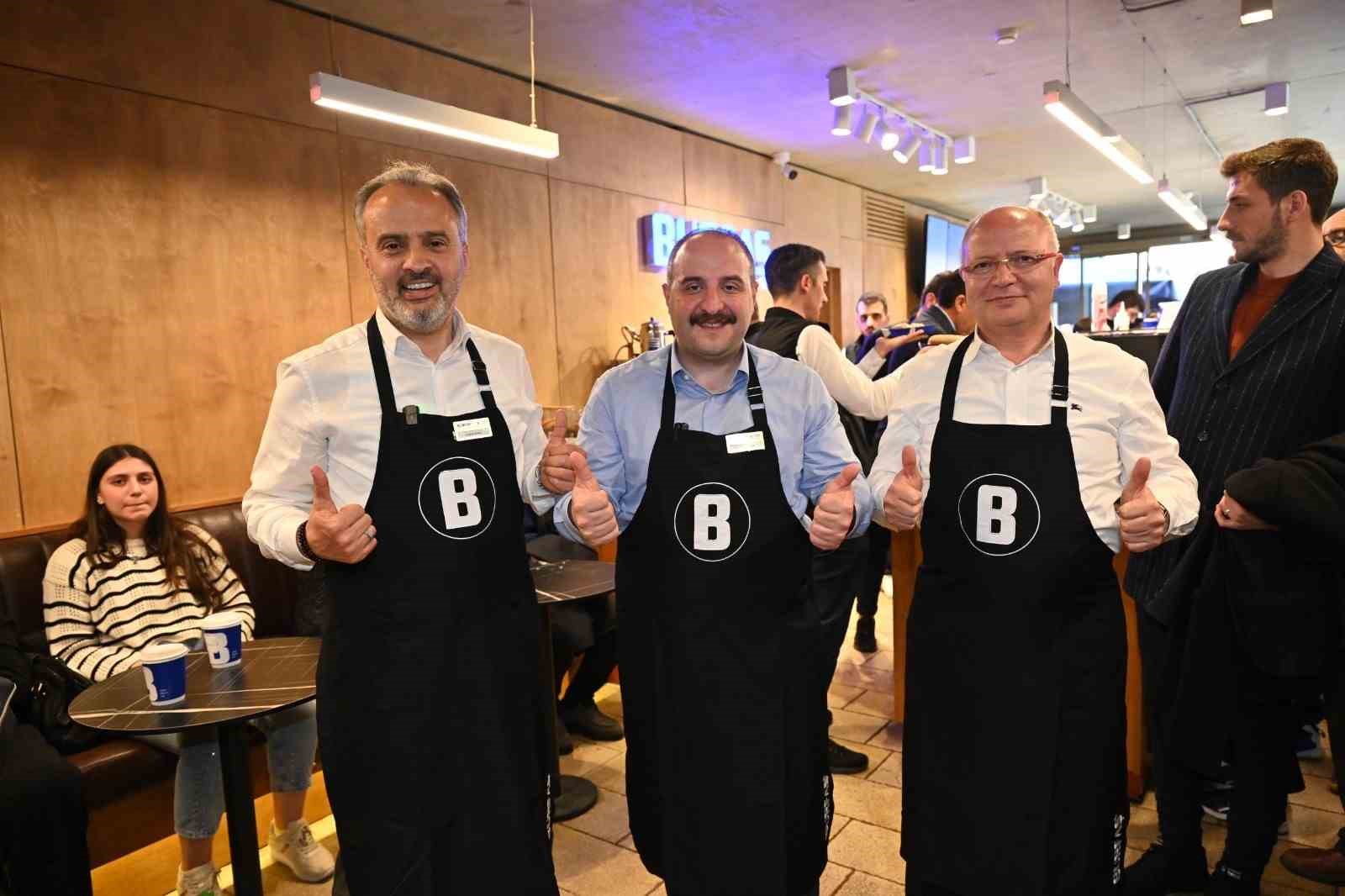 B Kafe’de servisler Varank’tan, hesaplar başkandan