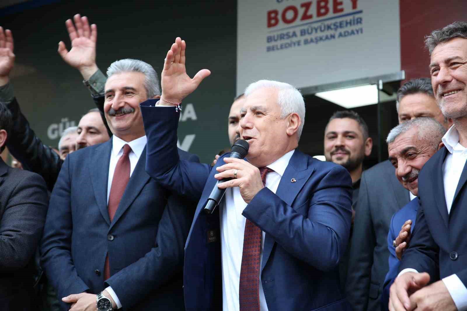 Bozbey: “Sorunu çözmek için taşın altına değil, betonun altına elimizi koyacağız”