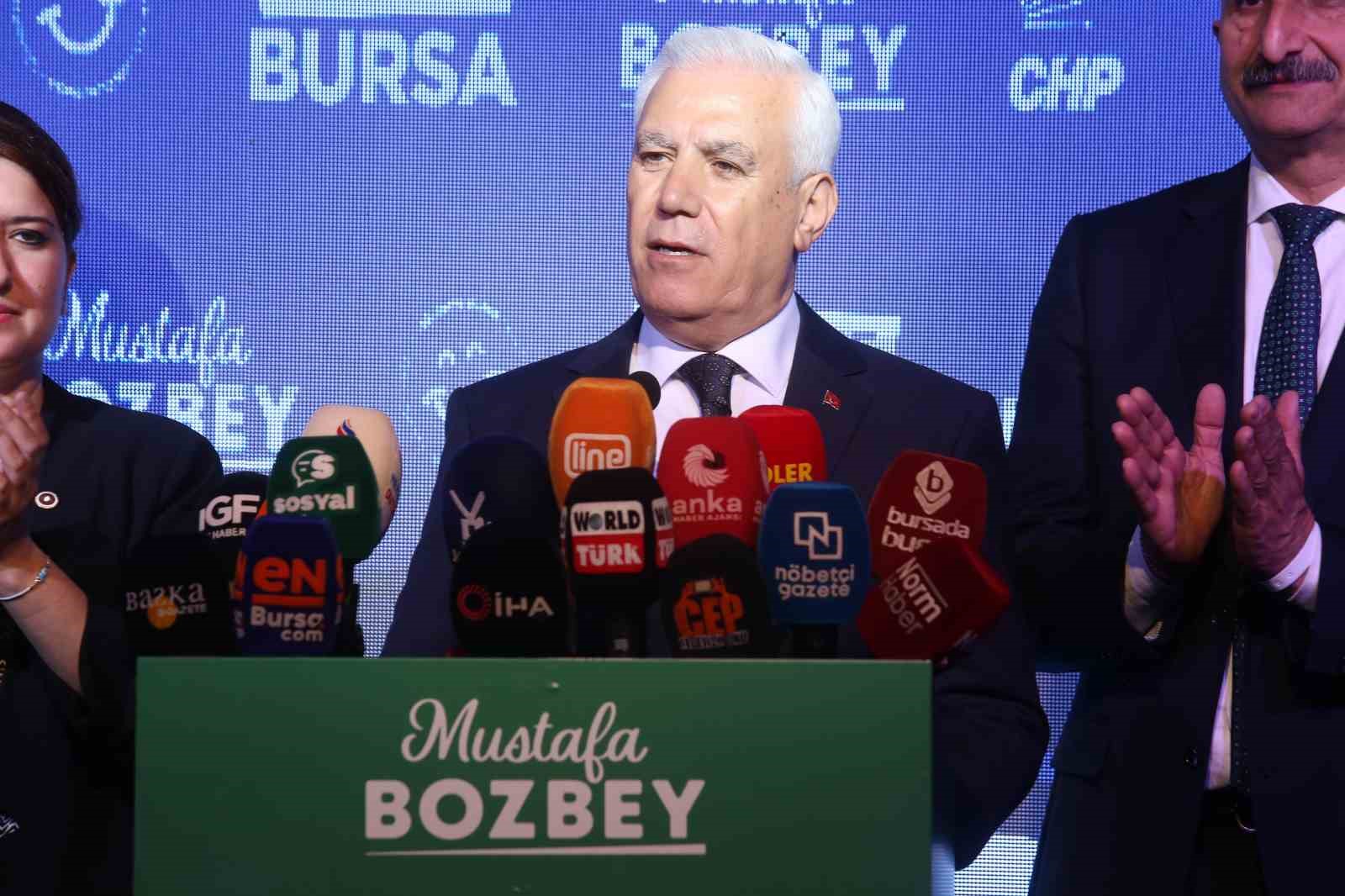 Bozbey: “Yarın sabahtan itibaren bu kentte herkes mutlu yaşayacak”