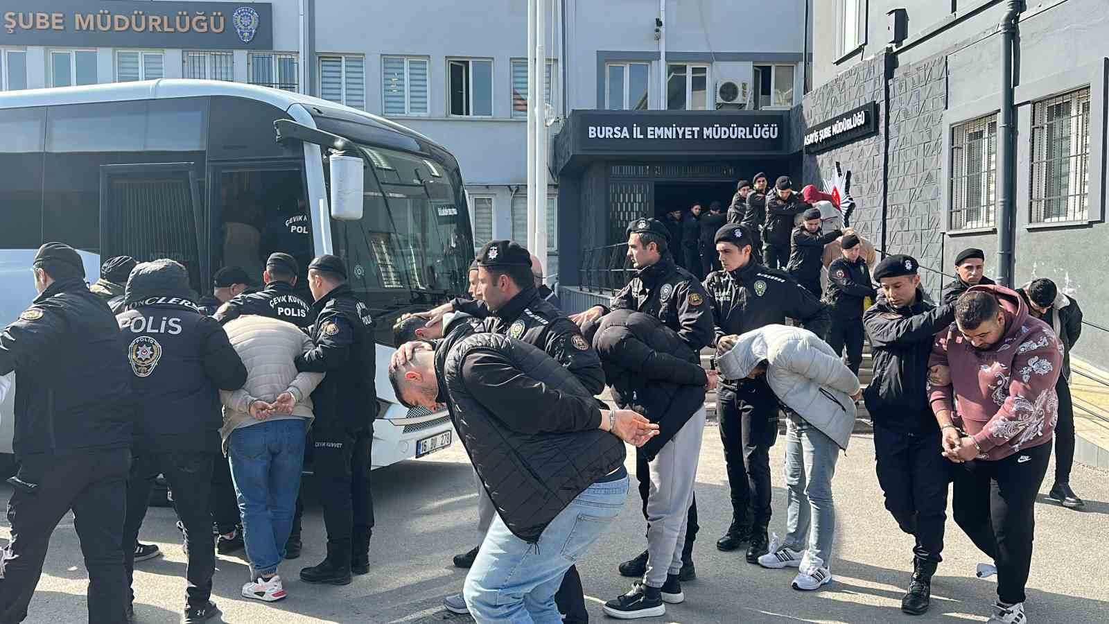 Bursa’da fuhuş çetesine operasyon: 19 tutuklama