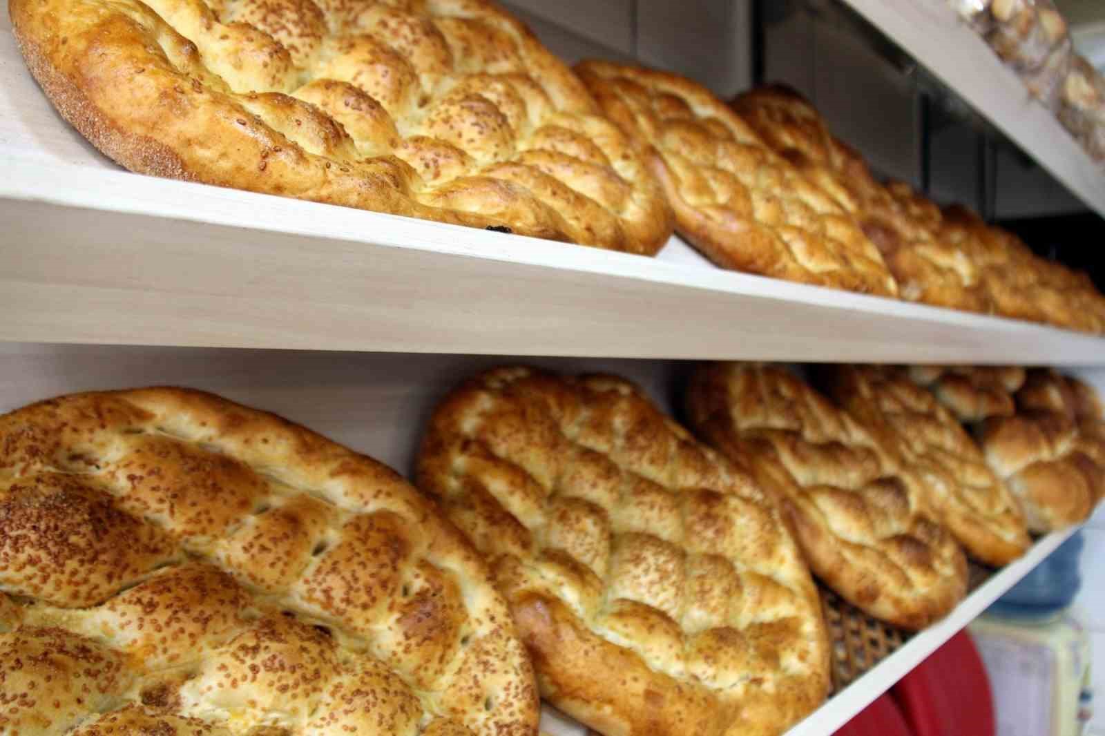 Bursa’da Ramazan pidesi 20 liradan satılacak