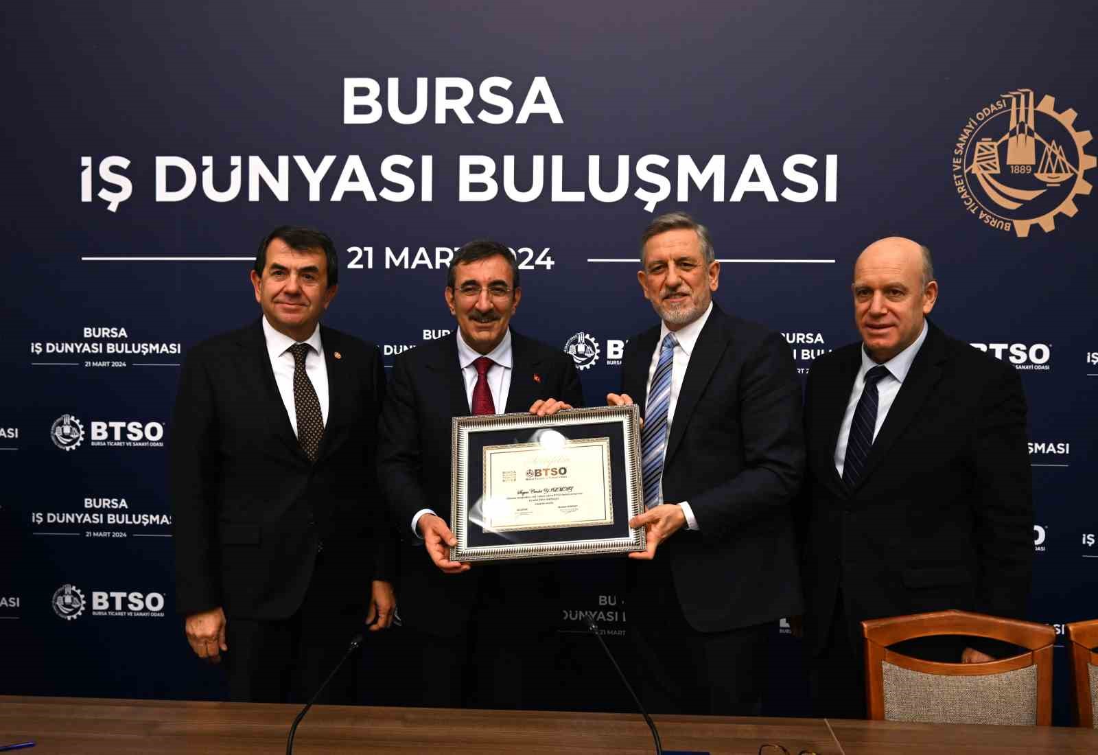 Cumhurbaşkanı Yardımcısı Yılmaz: “2026 yılında tek haneli enflasyona yeniden ulaşacağız”