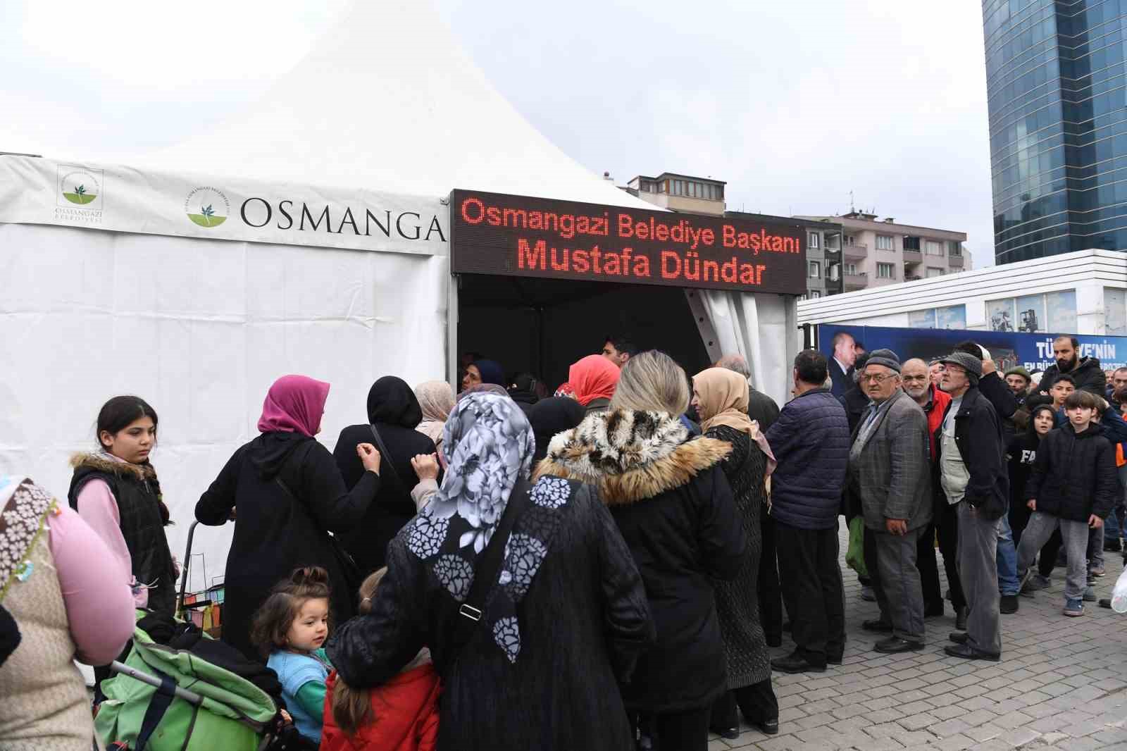 İftar yemekleri Başkan Dündar’dan