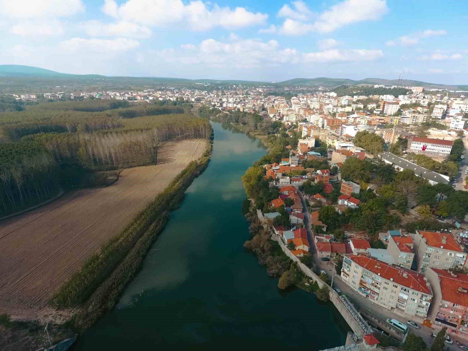 Mustafakemalpaşa’da seçmen sayısı arttı