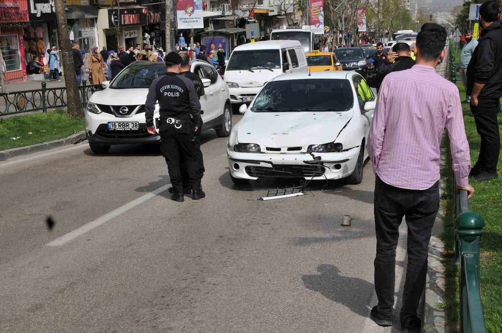 Bursa’da annenin öldüğü ve 2 çocuğunun yaralandığı kazada sürücü tutuklandı