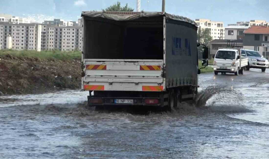 BURSA’DA BİR ANDA ETKİSİNİ