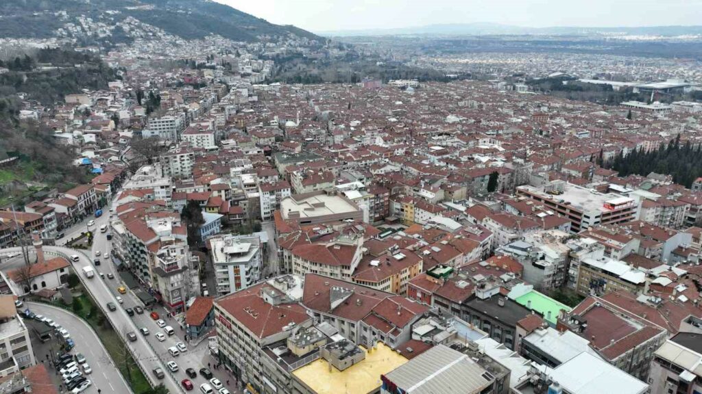 Başkan Işık: “Bursa 6,5 büyüklüğünde depreme dayanamaz”