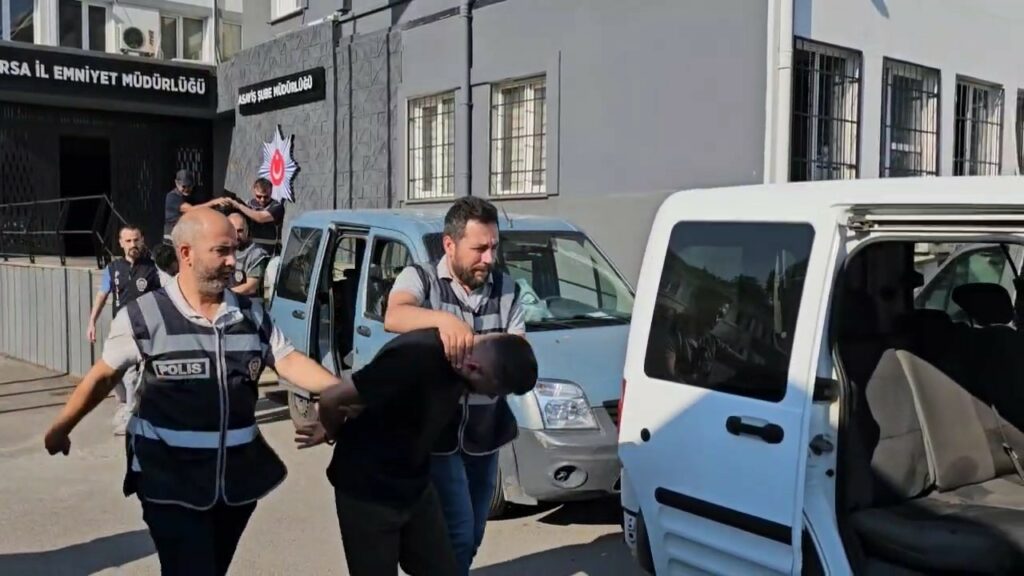 Bursa’da fuhuş operasyonu: 3 şüpheli yakalandı, 7 mağdur kadın kurtarıldı