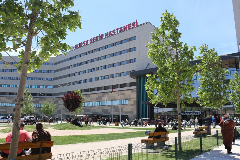 Bursa Şehir Hastanesi’ne Nasıl Gidilir? – Detaylı Ulaşım Rehberi