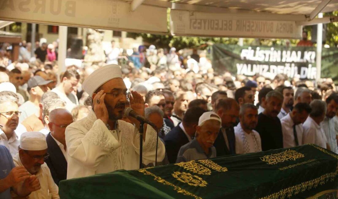 BURSA ULU CAMİ’DE GEÇTİĞİMİZ