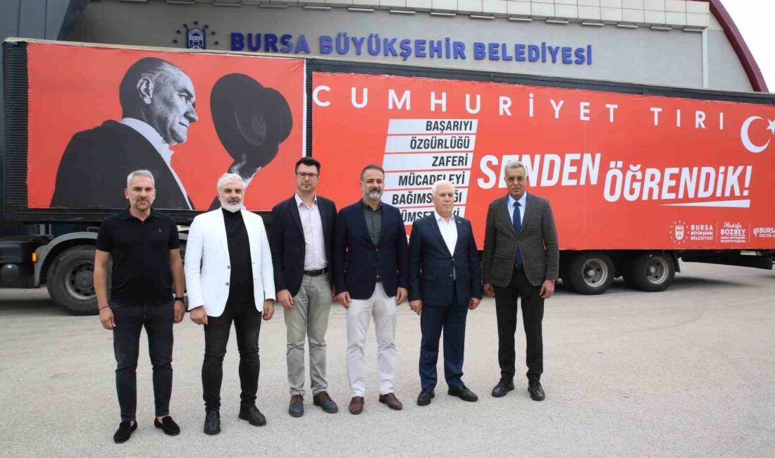 CUMHURİYET COŞKUSUNU TÜM KENTE