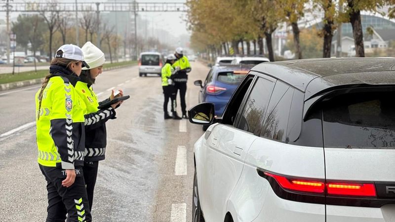 Bursa'da polisin son 1